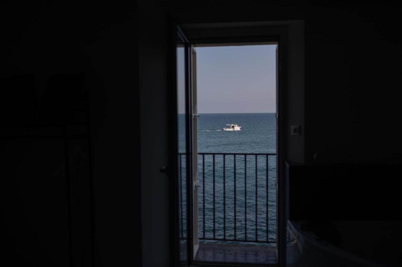 U Scrusciu D'U Mari Luxury Suite Cefalù Exteriör bild